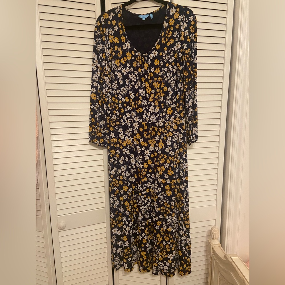Draper James Large Fit & Flare Dress in Fall Field Flowers